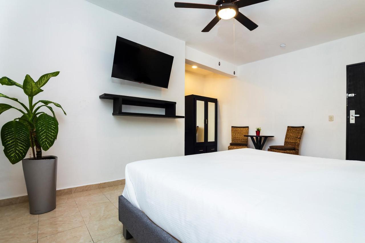 San Jose Suites Boutique ลินาเรส ภายนอก รูปภาพ